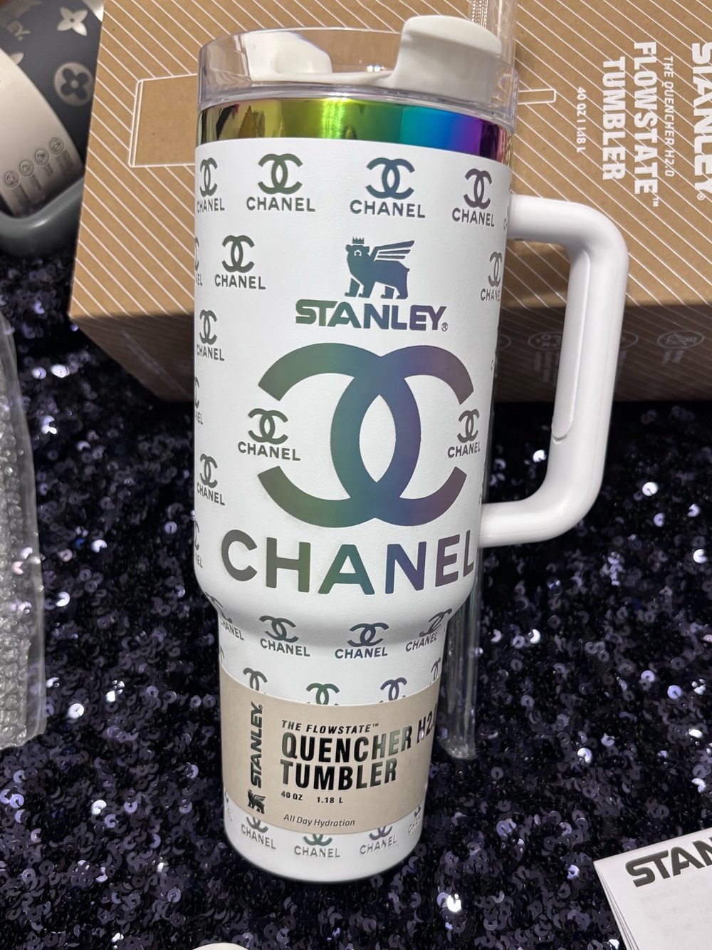 White/irisdecent 40oz Tumbler
